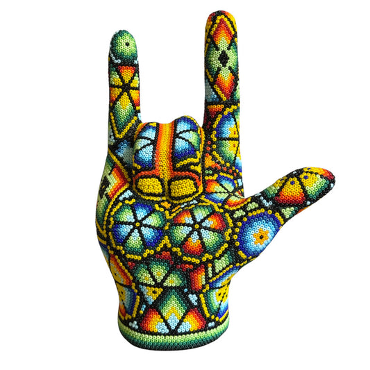 Mano Huichol